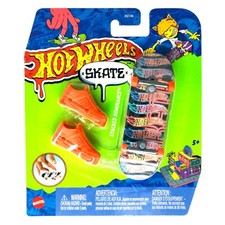 Hot Wheels Skate HNG32 Stacked