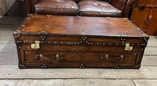 Elegante baule portaoggetti in