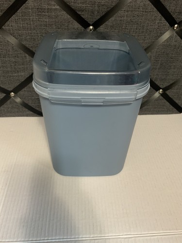 Tupperware breadbakers delight - tupperware,