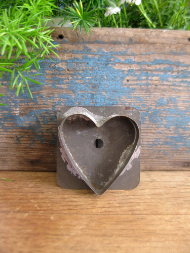 Antico tagliabiscotti cuore - , in