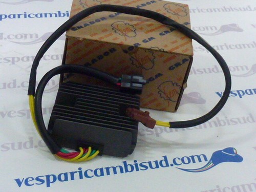 Regolatore tensione piaggio - regolatore,
