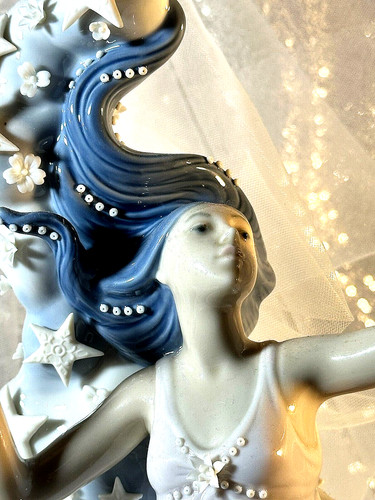Lladro retired porcelain - lladro,