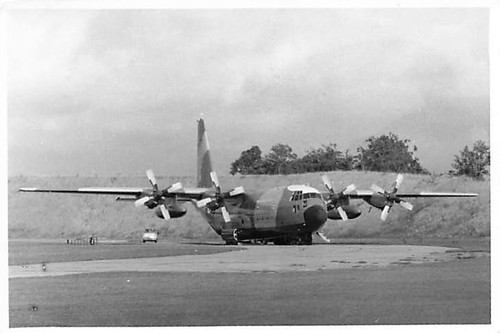 Foto lockheed 130 - sw,