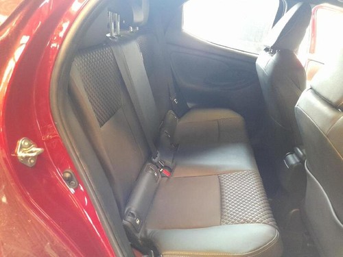 Sedili posteriori toyota yaris - sedili,