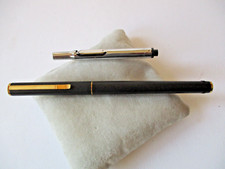 Aurora Hastil metallo nero