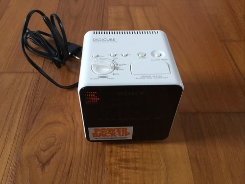 Radiosveglia sony digicube - radiosveglia,
