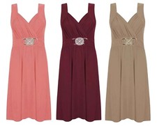 Abito Femminile Con Fibbia