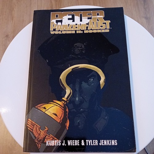 Peter panzerfaust volume - panzerfaust, 2