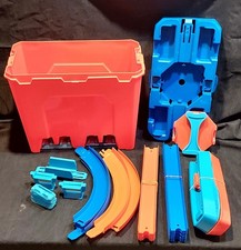 2- Hot Wheels - Track Builder