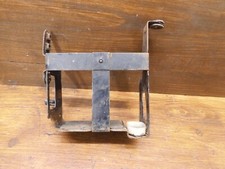 SUZUKI GS550E BATTERY BOX TRAY