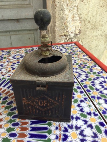 Antico macinino macina - antico,