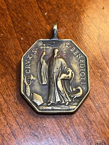 Antica medaglia san - san, benedetto