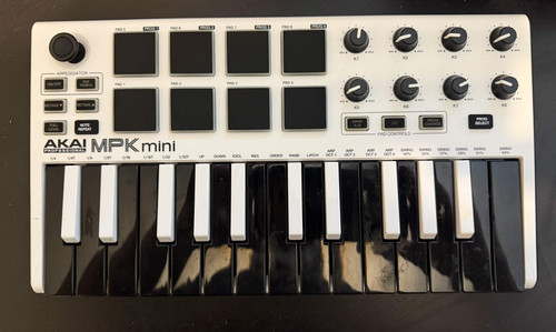 Controller midi akai - controller,
