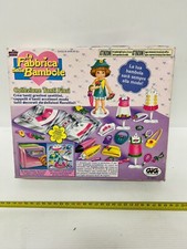 LA FABBRICA DELLE BAMBOLE