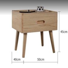 Comodino in legno di frassino