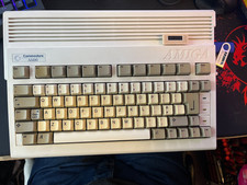 amiga 600 con gotek e usb