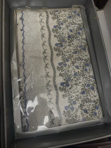 Coperta ricamata mano - ricamata,
