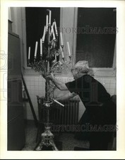1988 Press Photo Father