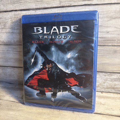 New blade trilogy collection - blade,