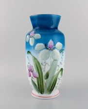 Antico vaso in vetro artistico