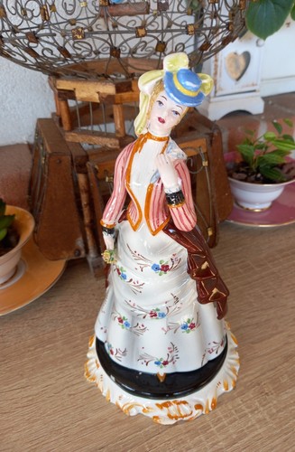 Vintage statuina dama ceramica - vintage,