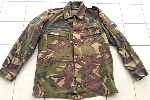 Giacca pantaloni mimetici