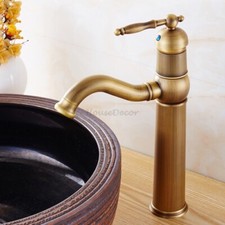 Rubinetto miscelatore lavabo