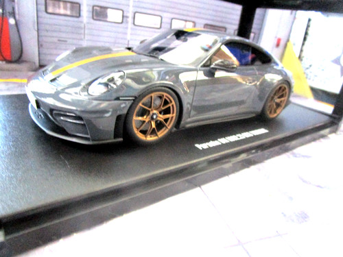 Porsche 911 carrera - (992.2),