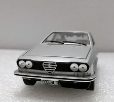 ALFA ROMEO Alfetta 1800 GT 1974 - Modellino d'epoca pressofuso scala 1:24, come nuovo