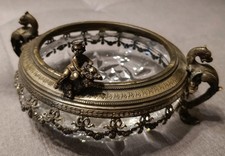 ANTICO CENTROTAVOLA IN CRISTALLO CON PUTTO XIX SECOLO STILE NAPOLEONE III