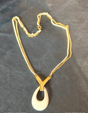 collana girocollo dorata