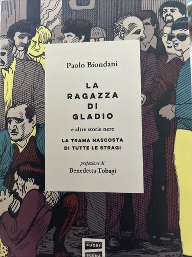 Ragazza gladio e - la,