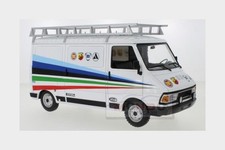 1:18 Ixo Fiat 242 Van Team