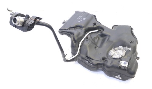 Serbatoio carburante passat - carburante,