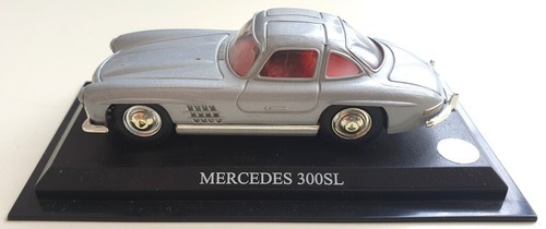 Mercedes 300 del prado - 1/43,