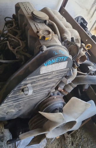 Motore nissan vanette 3 - vanette, 2.3
