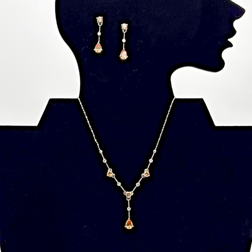 Collana con ciondolo - , goccia