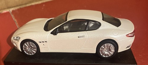 Maserati granturismo - 1:43,