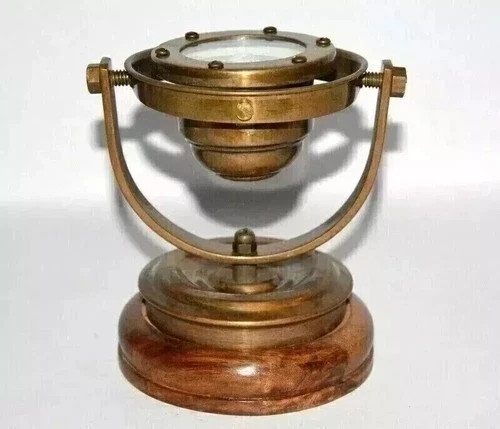 Antica bussola cardanica