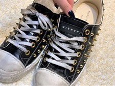 GIENCHI Baskets noires en cuir