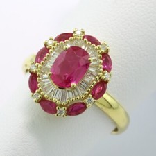 Anello con Rubino Bianchi
