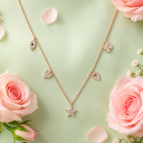 Collana con ciondolo zirconi