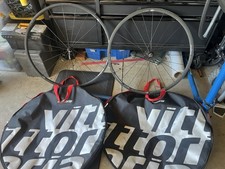 Vision TriMax 25 KB Set Ruote Cerchio Freno Tubeless Clincher Shimano 9/10/11 con Borse