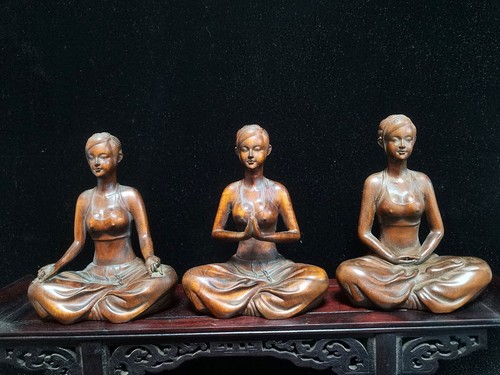By260 splendida statuina - by260,