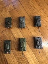 N.6 carri armati W.T. in metallo pressofuso anni ‘70 MODEL TANKS Scale 1:72