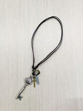 Collana uomo cordino chiave e fascino croce chiavi punk