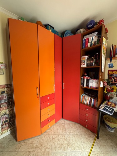Armadio angolo come nuovo - angolo,,
