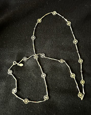Collana Avon tono oro stazione