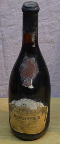 Vecchia bottiglia vino - bottiglia, da