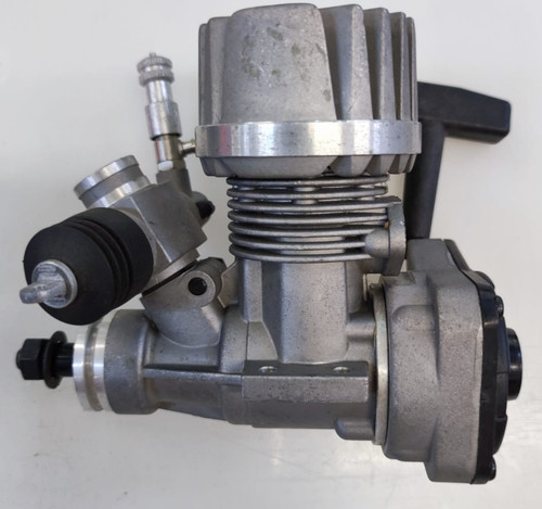 Leo abc nitro - 21, engine